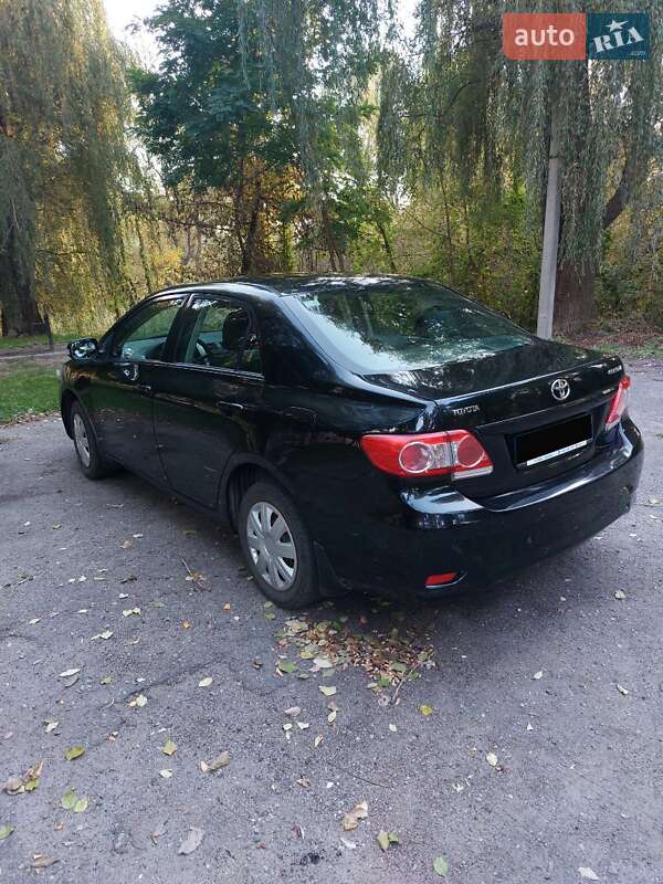 Седан Toyota Corolla 2010 в Харькове