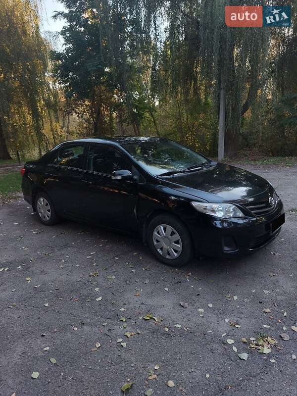 Седан Toyota Corolla 2010 в Харькове
