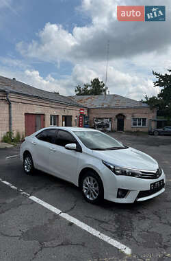 Седан Toyota Corolla 2013 в Луцьку