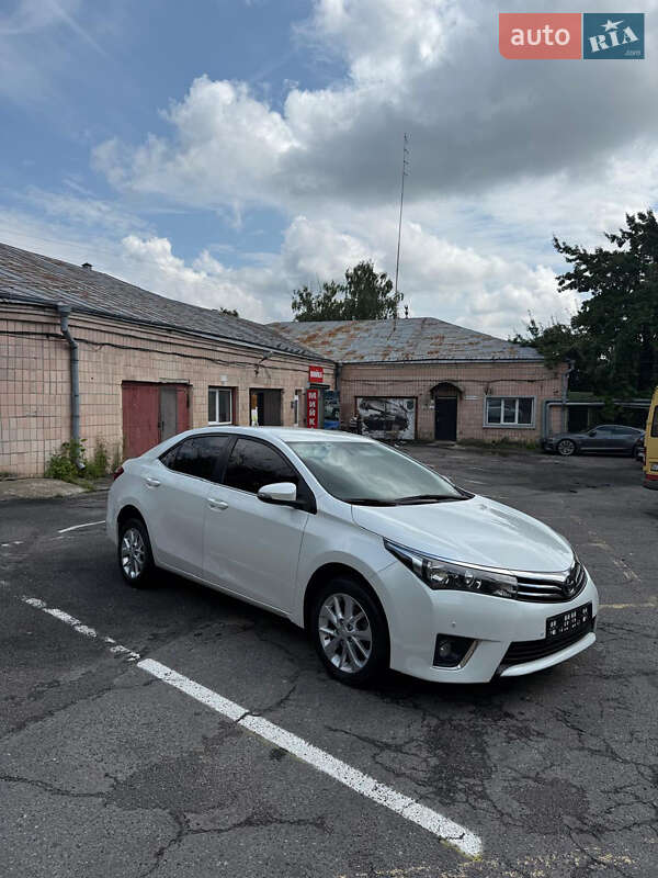 Toyota Corolla 2013