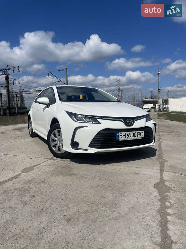 Седан Toyota Corolla 2021 в Подольске