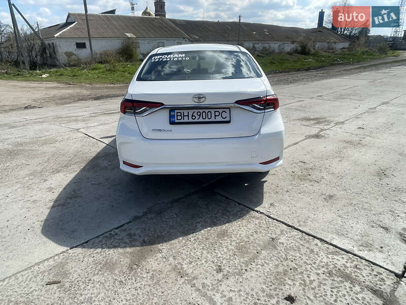 Седан Toyota Corolla 2021 в Подольске