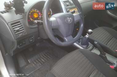 Седан Toyota Corolla 2012 в 