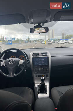 Седан Toyota Corolla 2007 в 