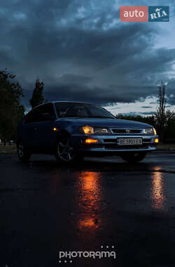 Хэтчбек Toyota Corolla 1995 в Николаеве