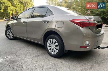 Седан Toyota Corolla 2016 в Рівному
