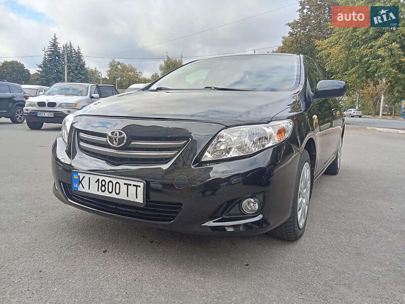 Седан Toyota Corolla 2008 в Житомире
