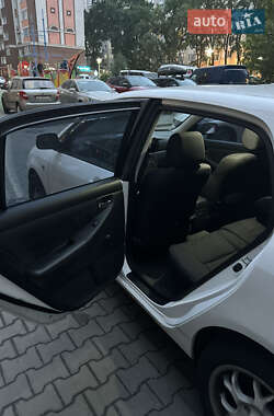 Хэтчбек Toyota Corolla 2002 в 