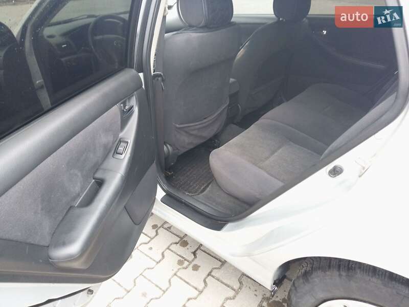 Хэтчбек Toyota Corolla 2002 в Виннице фото 7 Хэтчбек Toyota Corolla 2002 в Виннице