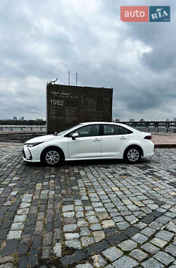 Седан Toyota Corolla 2020 в Киеве