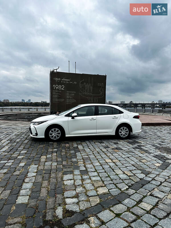 Седан Toyota Corolla 2020 в 