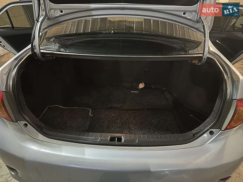 Седан Toyota Corolla 2008 в Конотопе