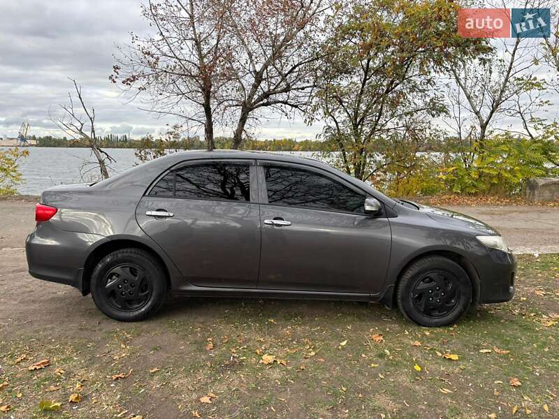Седан Toyota Corolla 2010 в Днепре фото 11 Седан Toyota Corolla 2010 в Днепре
