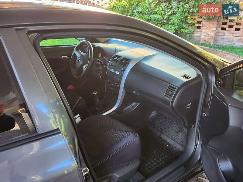 Седан Toyota Corolla 2012 в Переяславе фото 3 Седан Toyota Corolla 2012 в Переяславе