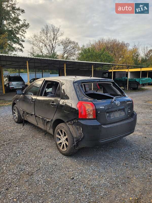 Хэтчбек Toyota Corolla 2006 в Краматорске