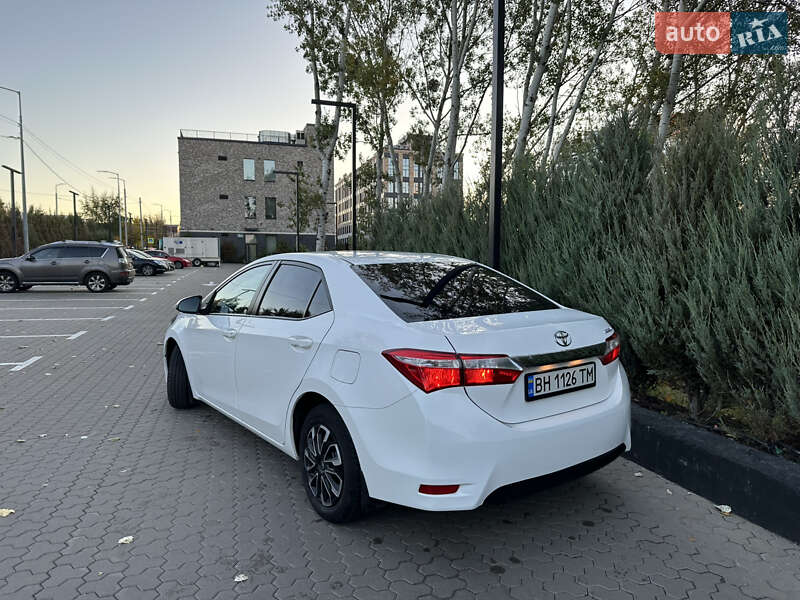 Седан Toyota Corolla 2018 в Киеве фото 9 Седан Toyota Corolla 2018 в Киеве