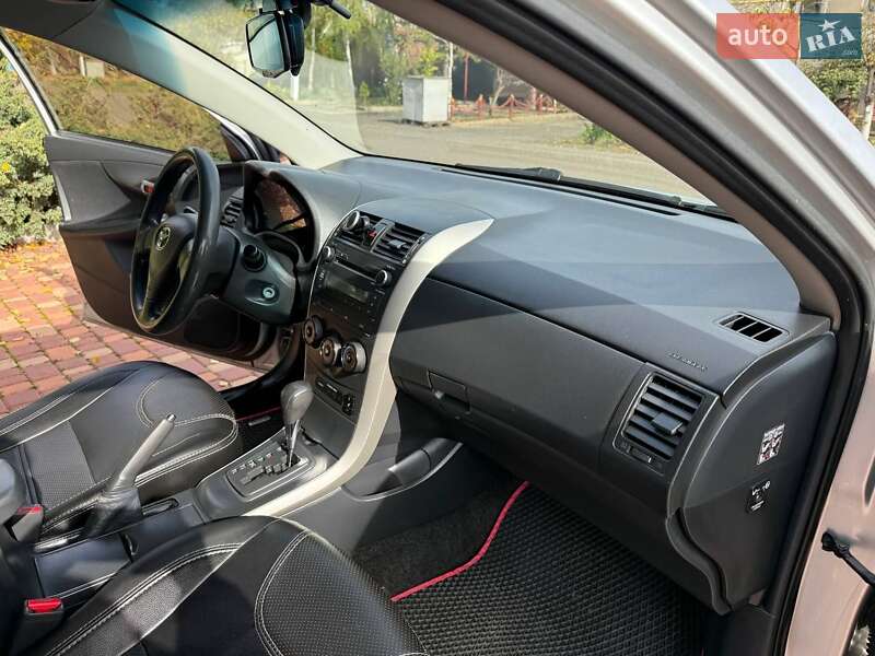 Седан Toyota Corolla 2009 в Одессе