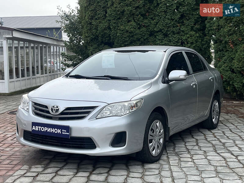 Седан Toyota Corolla 2011 в Белой Церкви
