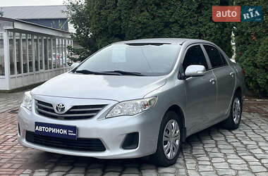 Седан Toyota Corolla 2011 в 