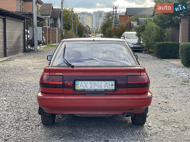 Хэтчбек Toyota Corolla 1990 в Киеве