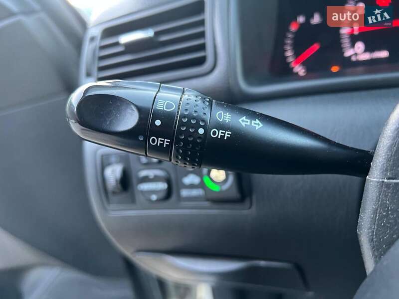 Хэтчбек Toyota Corolla 2004 в Львове