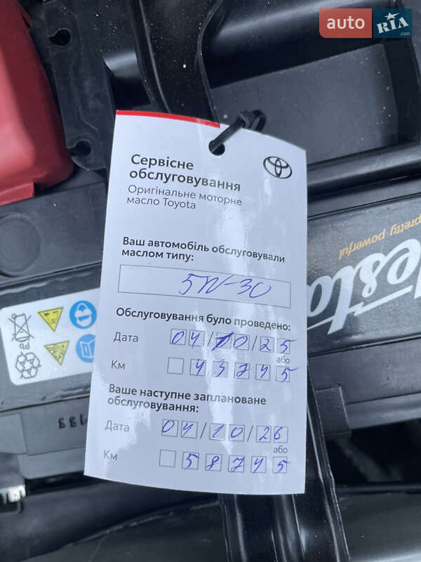 Седан Toyota Corolla 2014 в Киеве