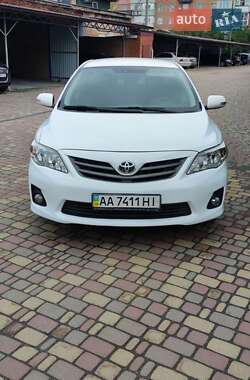 Седан Toyota Corolla 2010 в Нежине
