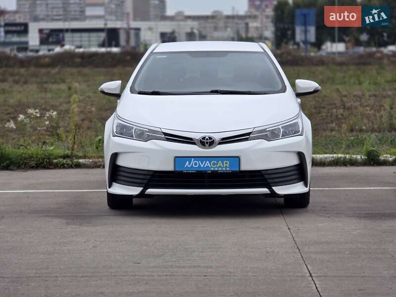 Седан Toyota Corolla 2016 в Києві фото 2 Седан Toyota Corolla 2016 в Києві