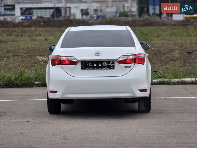 Седан Toyota Corolla 2016 в Києві фото 7 Седан Toyota Corolla 2016 в Києві