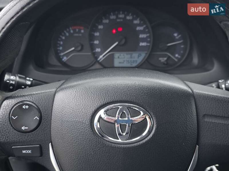 Седан Toyota Corolla 2016 в Києві фото 15 Седан Toyota Corolla 2016 в Києві