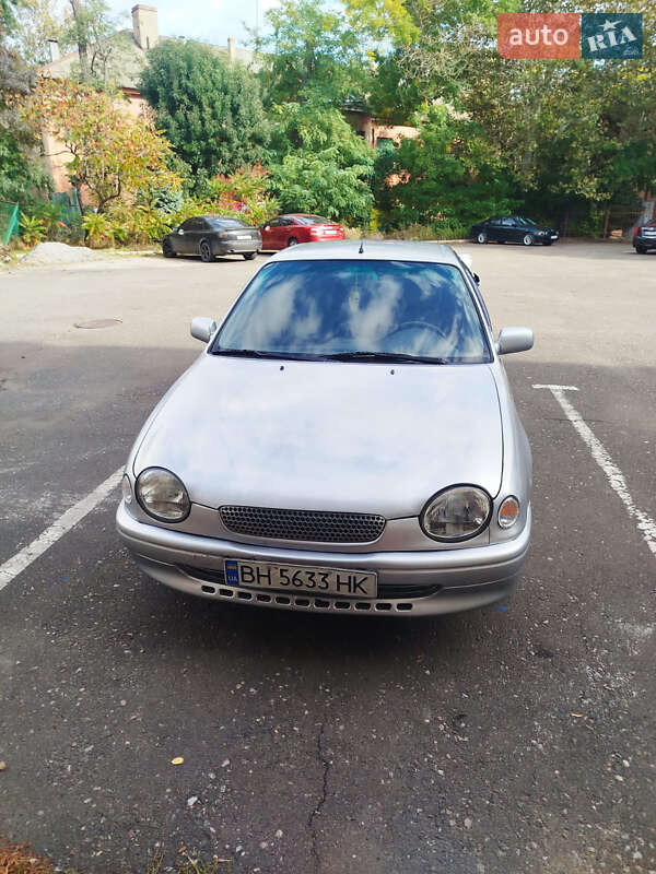 Toyota Corolla 1998