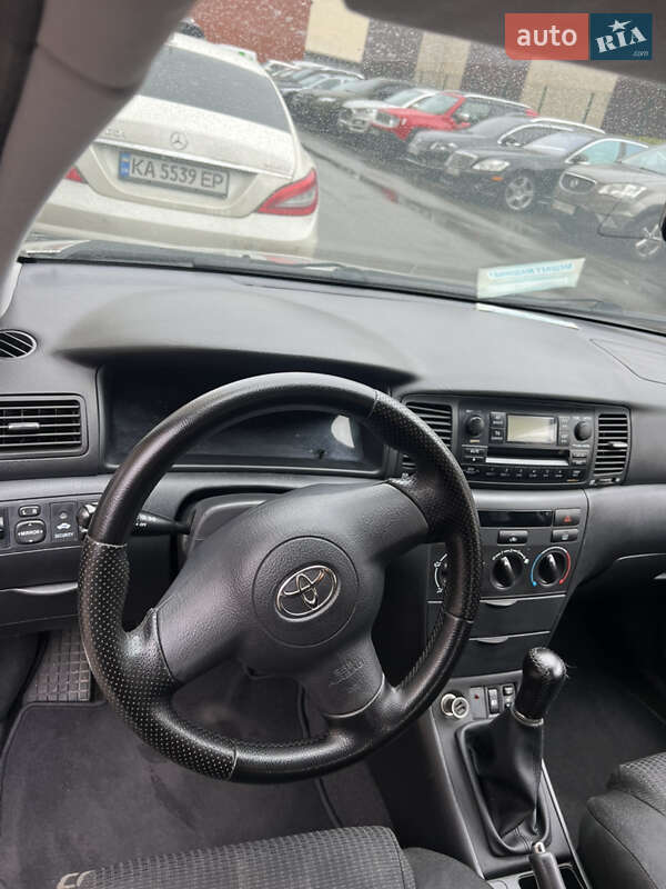 Хэтчбек Toyota Corolla 2004 в Броварах фото 8 Хэтчбек Toyota Corolla 2004 в Броварах