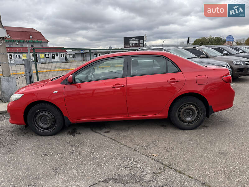 Седан Toyota Corolla 2008 в Києві