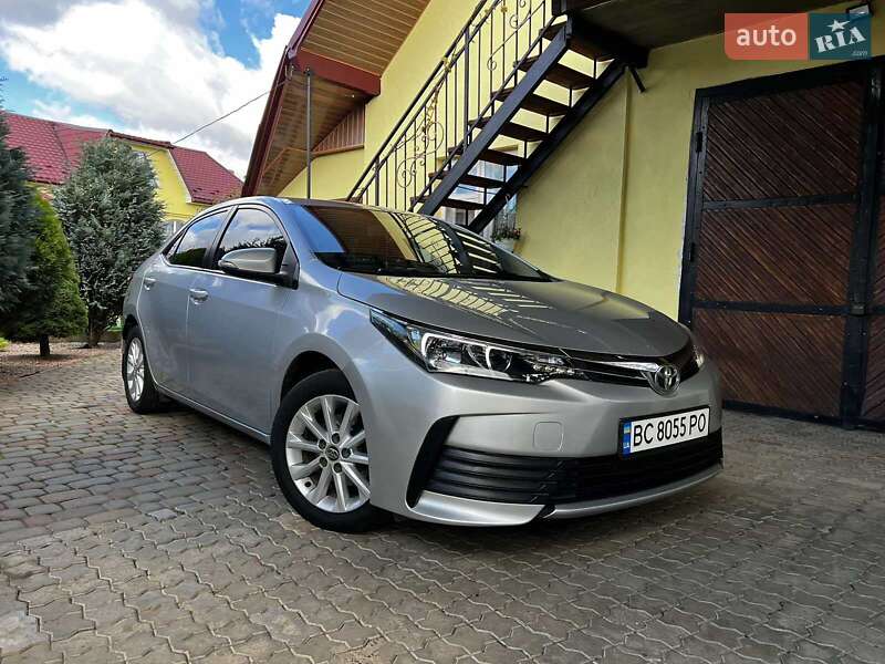 Седан Toyota Corolla 2018 в Бориславе