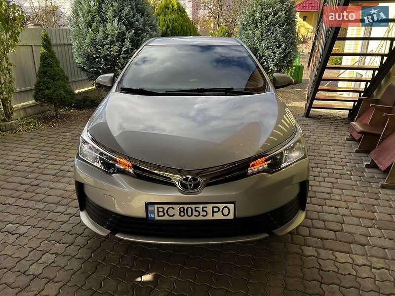 Седан Toyota Corolla 2018 в Бориславе