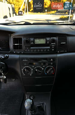 Универсал Toyota Corolla 2002 в 