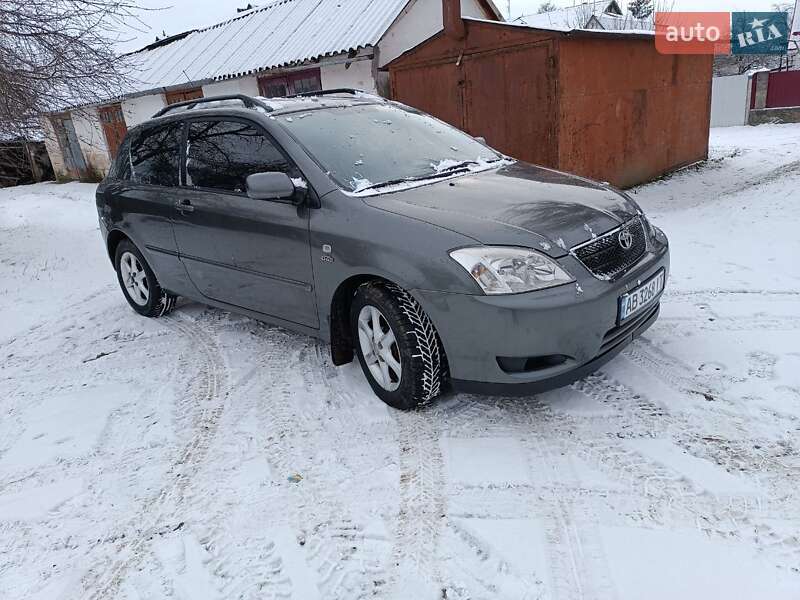 Toyota Corolla 2003
