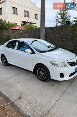 Седан Toyota Corolla 2010 в Миколаєві