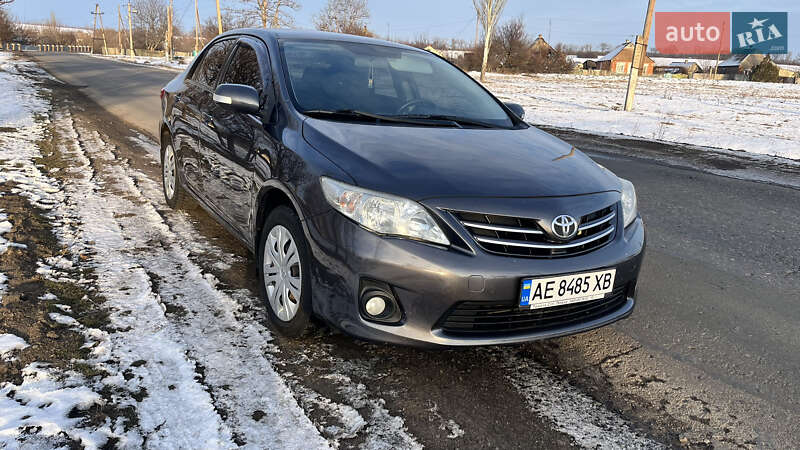 Седан Toyota Corolla 2012 в Краматорске