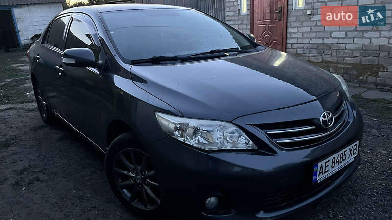 Седан Toyota Corolla 2012 в Краматорске