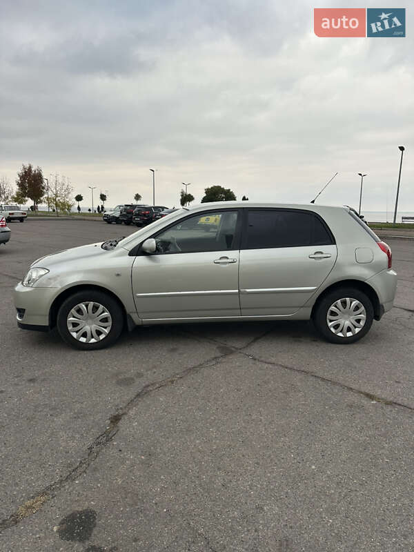 Хэтчбек Toyota Corolla 2006 в Черкассах фото 2 Хэтчбек Toyota Corolla 2006 в Черкассах