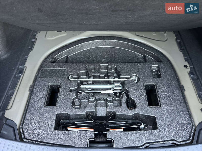 Седан Toyota Corolla 2019 в Броварах фото 50 Седан Toyota Corolla 2019 в Броварах