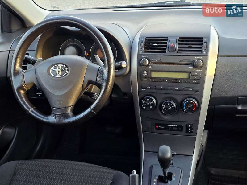 Седан Toyota Corolla 2008 в Тернополі фото 36 Седан Toyota Corolla 2008 в Тернополі