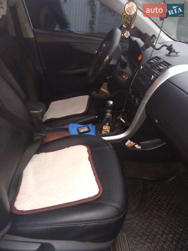 Седан Toyota Corolla 2011 в Кропивницком фото 8 Седан Toyota Corolla 2011 в Кропивницком