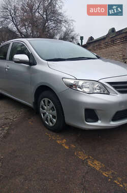 Седан Toyota Corolla 2012 в Киеве