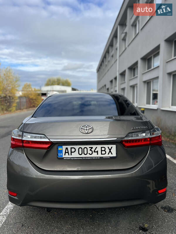 Седан Toyota Corolla 2017 в Каменец-Подольском фото 5 Седан Toyota Corolla 2017 в Каменец-Подольском
