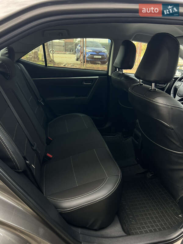 Седан Toyota Corolla 2017 в Каменец-Подольском фото 11 Седан Toyota Corolla 2017 в Каменец-Подольском