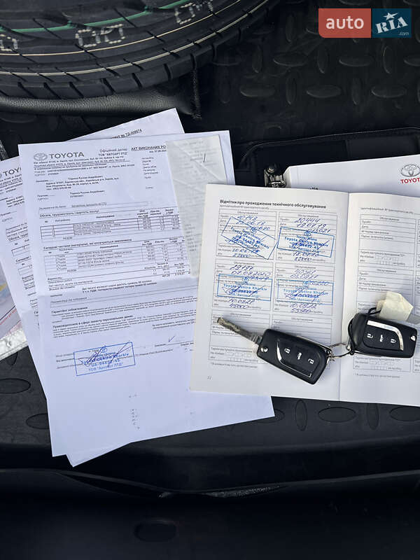Седан Toyota Corolla 2017 в Каменец-Подольском фото 26 Седан Toyota Corolla 2017 в Каменец-Подольском