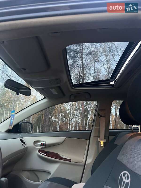 Седан Toyota Corolla 2010 в Киеве фото 7 Седан Toyota Corolla 2010 в Киеве
