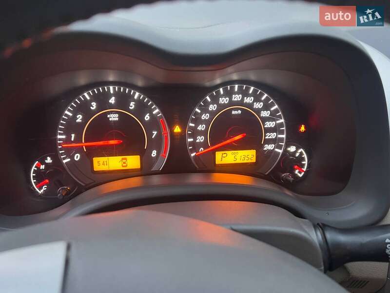 Седан Toyota Corolla 2010 в Киеве фото 8 Седан Toyota Corolla 2010 в Киеве